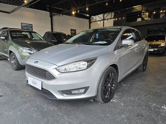 FORD FOCUS 2.0 SE PLUS 16V FLEX 4P POWERSHIFT FORD FOCUS 2.0 SE PLUS 16V FLEX 4P POWERSHIFT